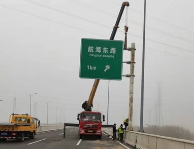 朔州朔州悬臂式交通标志杆
